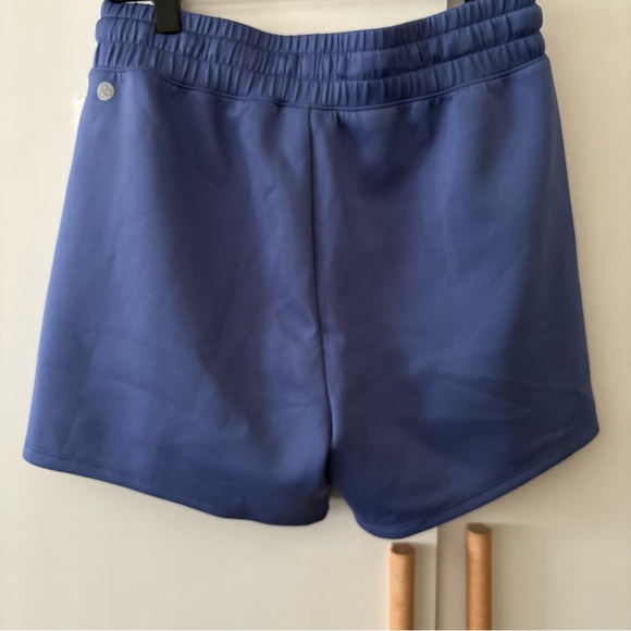 NWT Zella Athletic Shorts - Picture 5 of 6